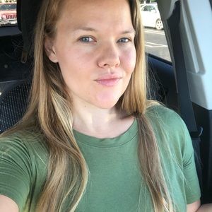 Meet your Posher, Karina